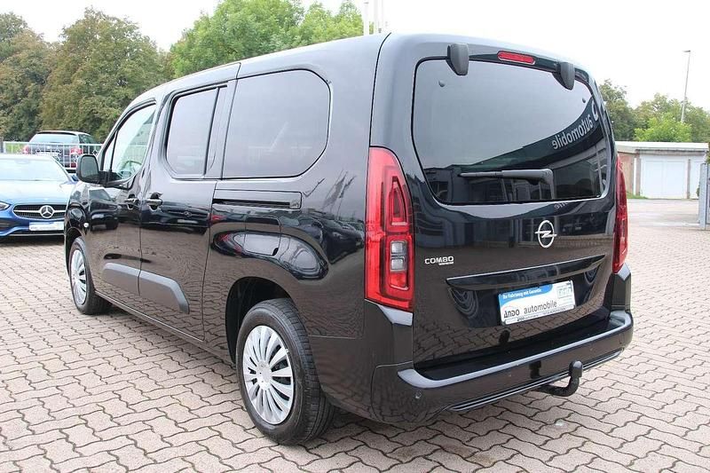 Gebraucht Opel Combo Life Edition 102 PS (75 kW) 2020 Onyx schwarz/black Van / Kleinbus