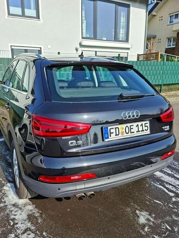 Gebraucht Audi Q3 170 PS (125 kW) 2012 Schwarz SUV