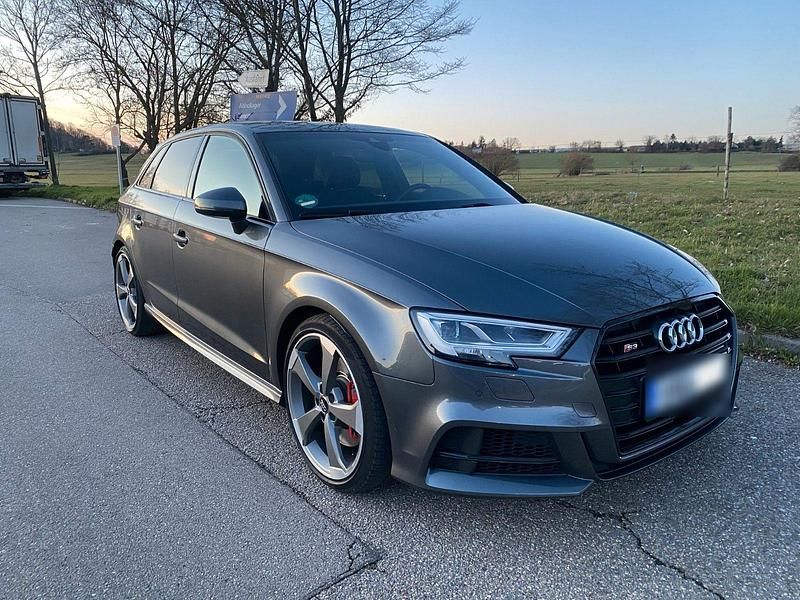 Gebraucht Audi S3 Sport 310 PS (228 kW) 2018 Grau Limousine
