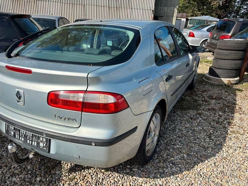 Gebraucht Renault Laguna II Dynamique 120 PS (88 kW) 2003 Silber Limousine