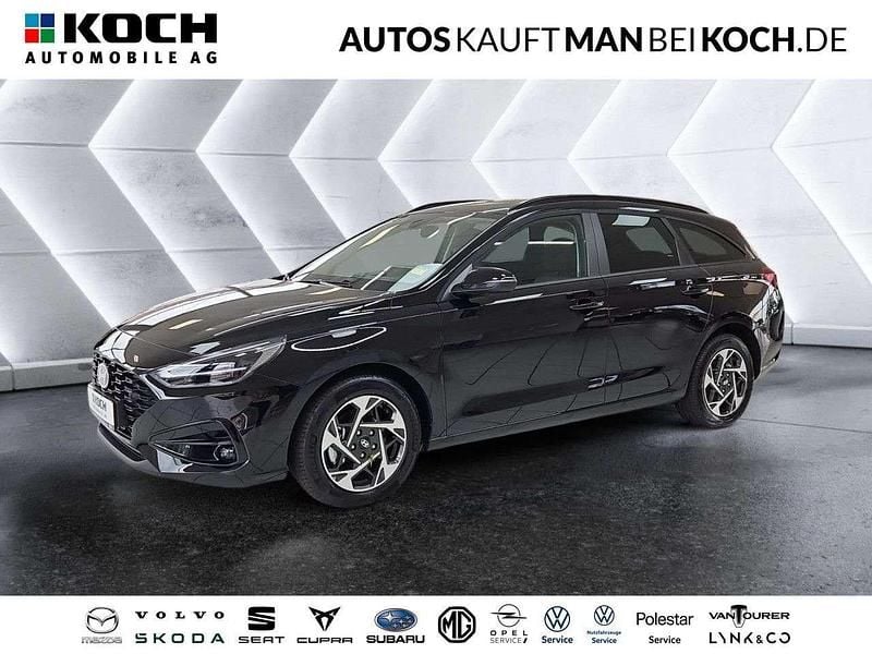 Abyss black Neu 2025 Hyundai i30 Kombi | 23.490 € (Fairer Preis) - Bild 1/4