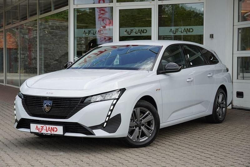 Weiß Neu 2025 Peugeot 308 Kombi | 28.490 € (Superpreis) - Bild 1/4