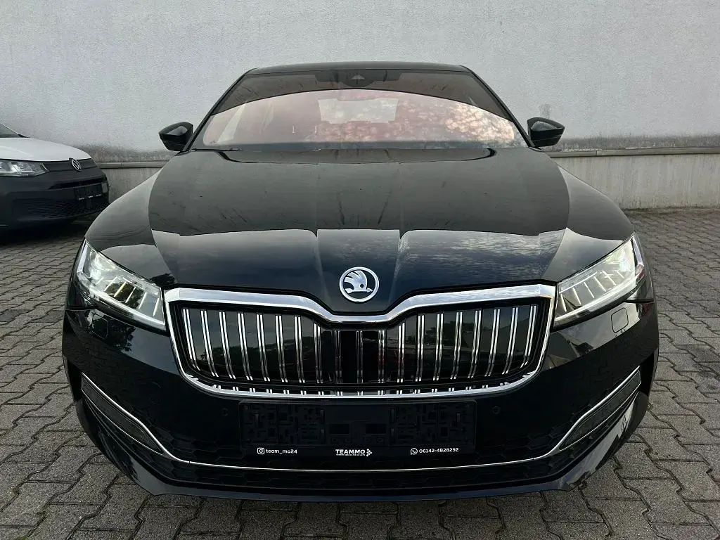 Gebraucht Skoda Superb LAURIN & KLEMENT 218 PS (160 kW) 2020 Crystalschwarz metallic Limousine