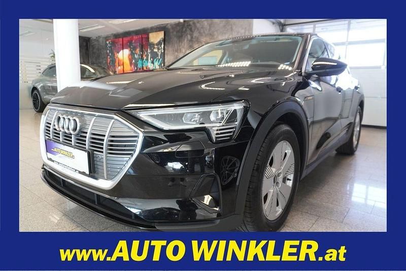 Gebraucht Audi e-tron 230 kW (313 PS) 2022 Schwarz SUV