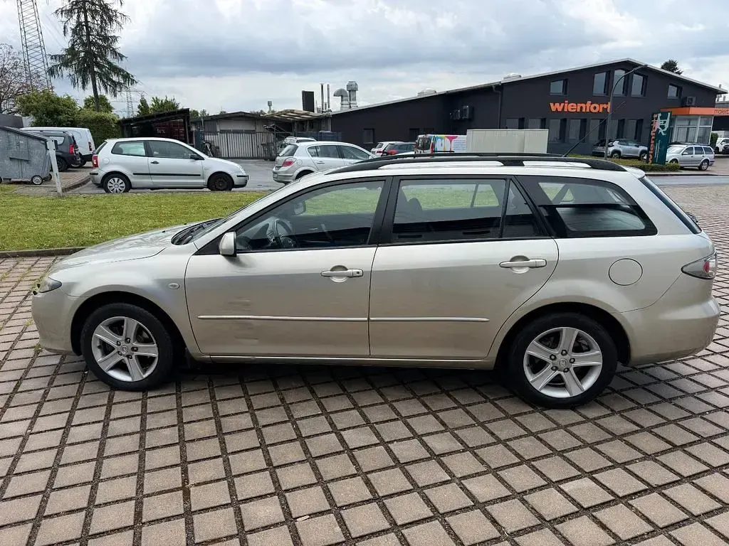 Używany Mazda 6 Active 147 KM (108 kW) 2007 Srebrny Kombi