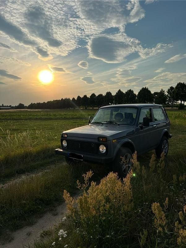 Gebraucht Lada niva 82 PS (60 kW) 2007 Grau SUV