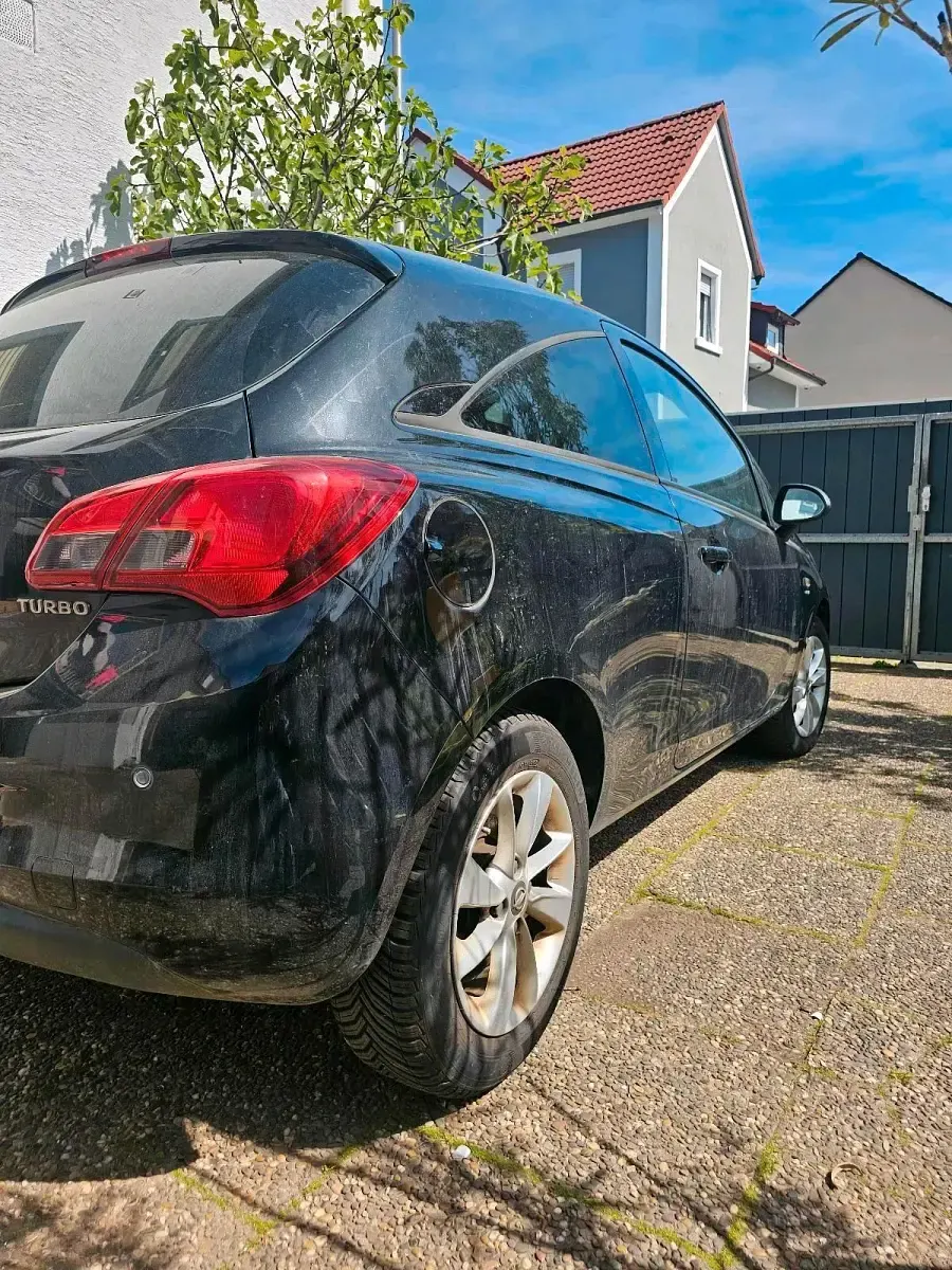 Gebraucht Opel Corsa 101 PS (74 kW) 2016 Schwarz Kleinwagen