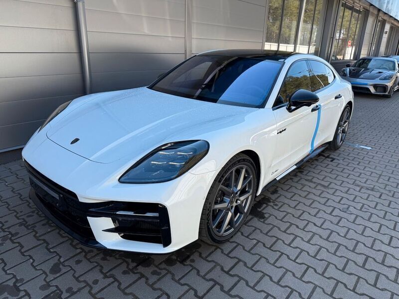 Weiß Neu 2025 Porsche Panamera Turbo E-Hybrid Limousine | 205.041 € - Bild 1/4