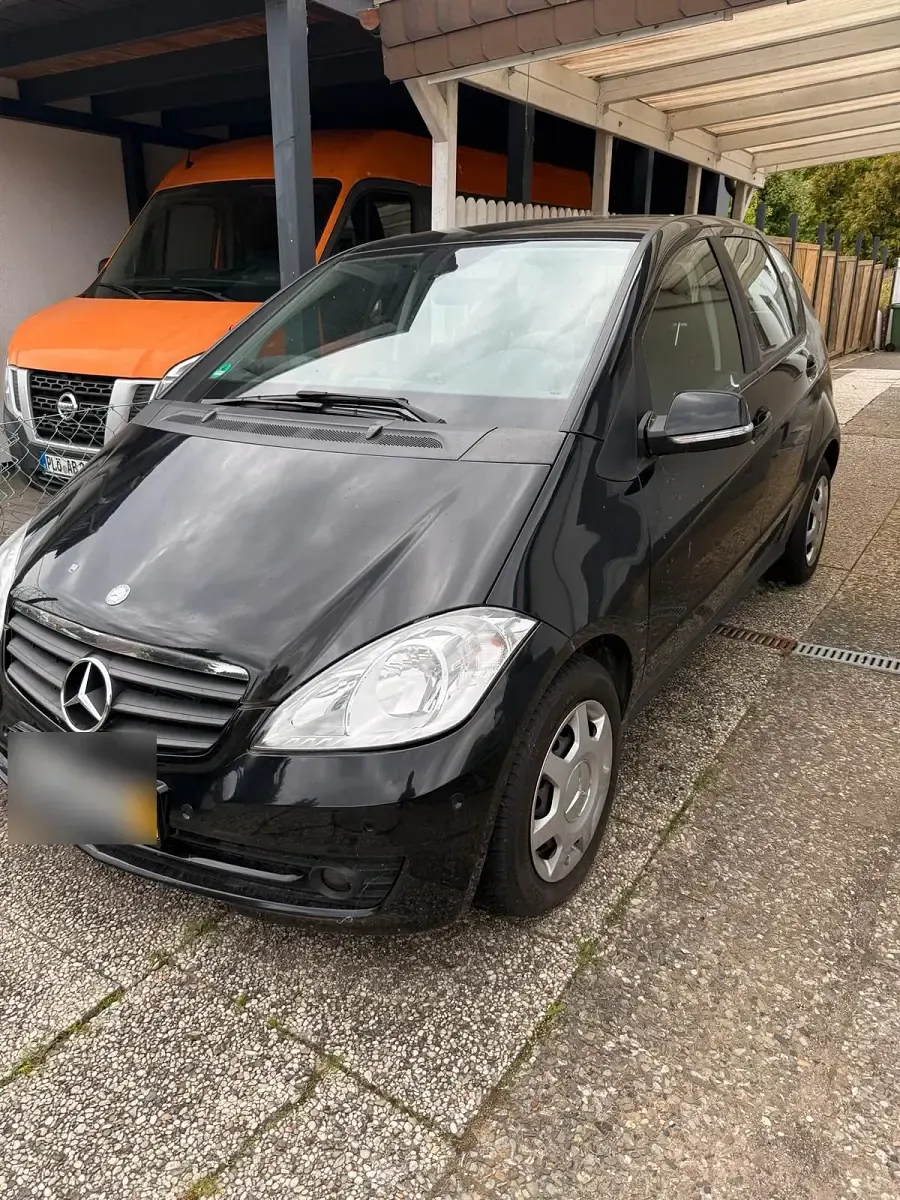 Gebraucht Mercedes A160 81 PS (59 kW) 2010 Schwarz Kleinwagen