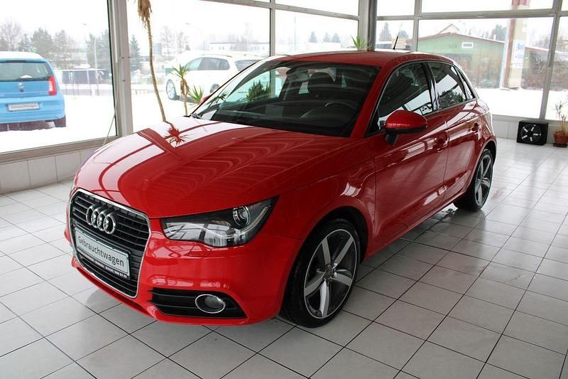 Gebraucht Audi A1 Sportback Ambition 122 PS (89 kW) 2014 Rot Kleinwagen