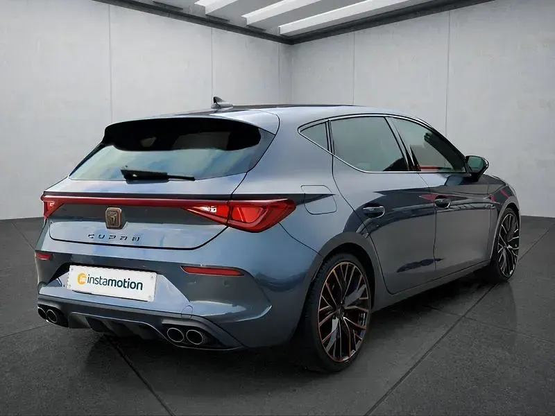 Gebraucht Cupra Leon 300 PS (220 kW) 2022 Grau Kleinwagen