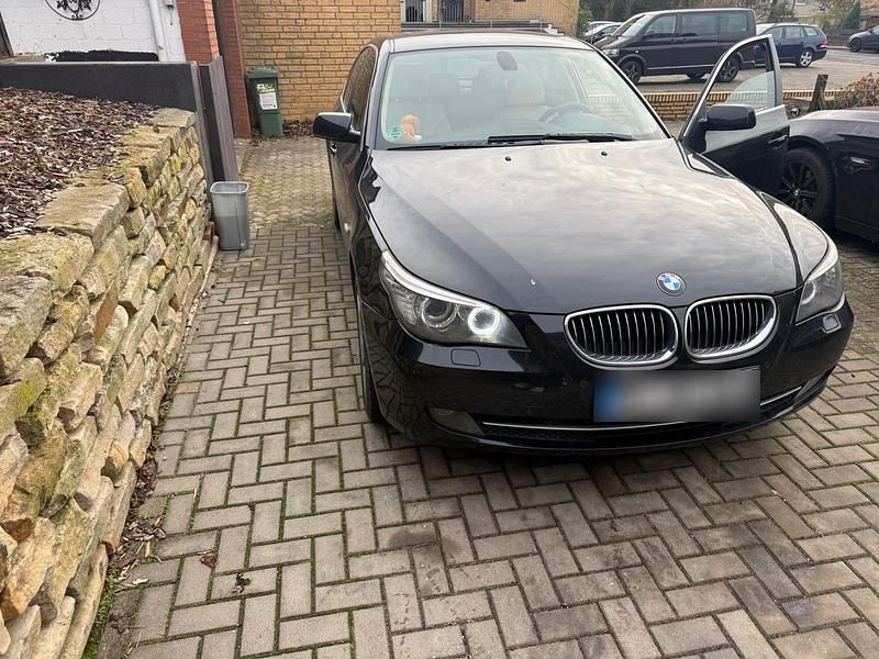 Gebraucht BMW 530 218 PS (160 kW) 2007 Schwarz Limousine