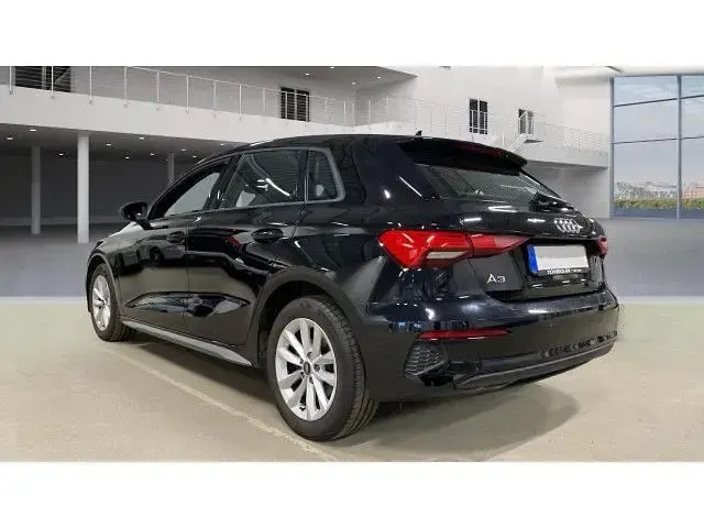 Gebraucht Audi A3 Sport 150 PS (110 kW) 2022 Schwarz Limousine