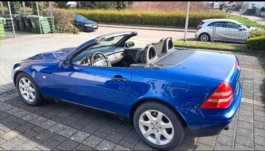 Gebraucht Mercedes SLK200 136 PS (100 kW) 1998 Blau Cabrio