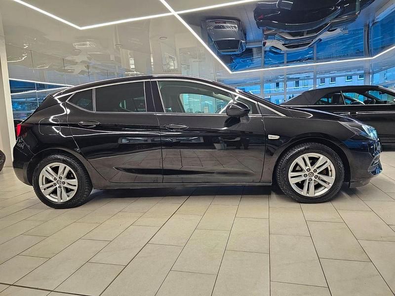 Gebraucht Opel Astra Elegance 145 PS (106 kW) 2020 Schwarz Limousine