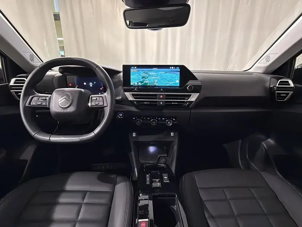 Nuevo Citroën C4 131 CV (96 kW) 2025 Blanco SUV