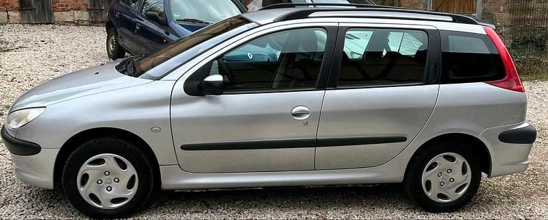 Gebraucht Peugeot 206 75 PS (55 kW) 2003 Silber Kombi