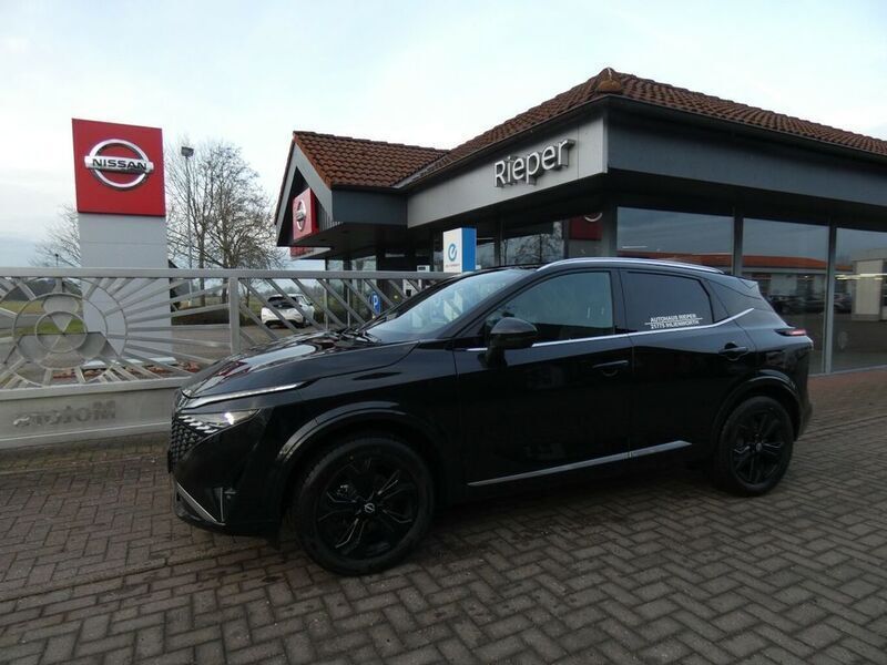 Pearl black Gebraucht 2024 Nissan Qashqai Tekna+ SUV | 36.490 € (Teuer) - Bild 1/4