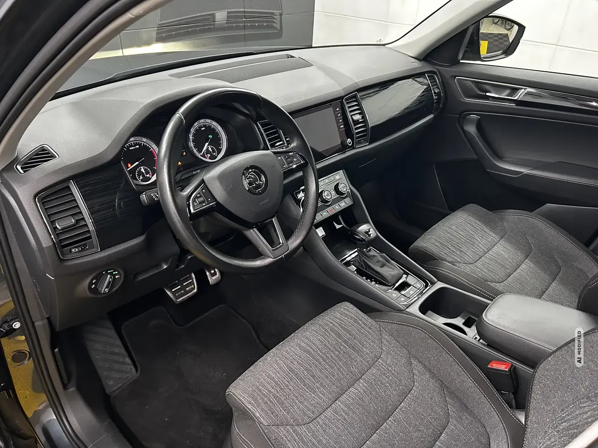 Gebraucht Skoda Kodiaq Ambiente 150 PS (110 kW) 2019 Metallic SUV