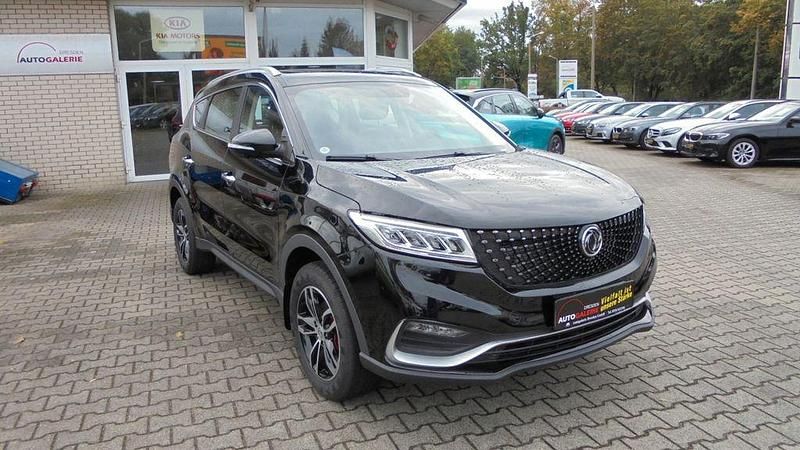 Gebraucht DFSK Fengon 145 PS (106 kW) 2024 Schwarz SUV