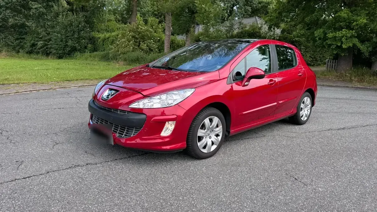 Gebraucht Peugeot 308 140 PS (102 kW) 2008 Rot Limousine