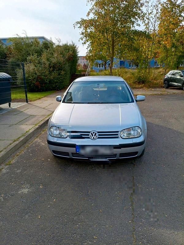 Gebraucht VW Golf IV 101 PS (74 kW) 2002 Silber Limousine