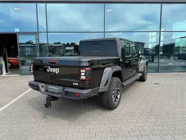 Gebraucht Jeep Gladiator Overland 264 PS (194 kW) 2022 Schwarz Pickup