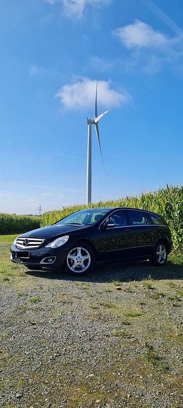 Gebraucht Mercedes R320 224 PS (164 kW) 2007 Schwarz Van / Kleinbus