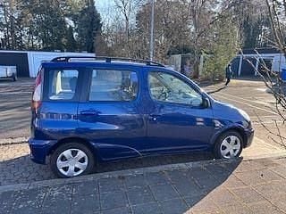 Blau Gebraucht 2003 Toyota Yaris Verso Sol Van / Kleinbus | 2.750 € (Guter Preis) - Bild 1/4
