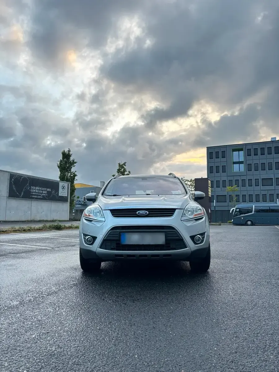Gebraucht Ford Kuga 140 PS (102 kW) 2011 Grau SUV