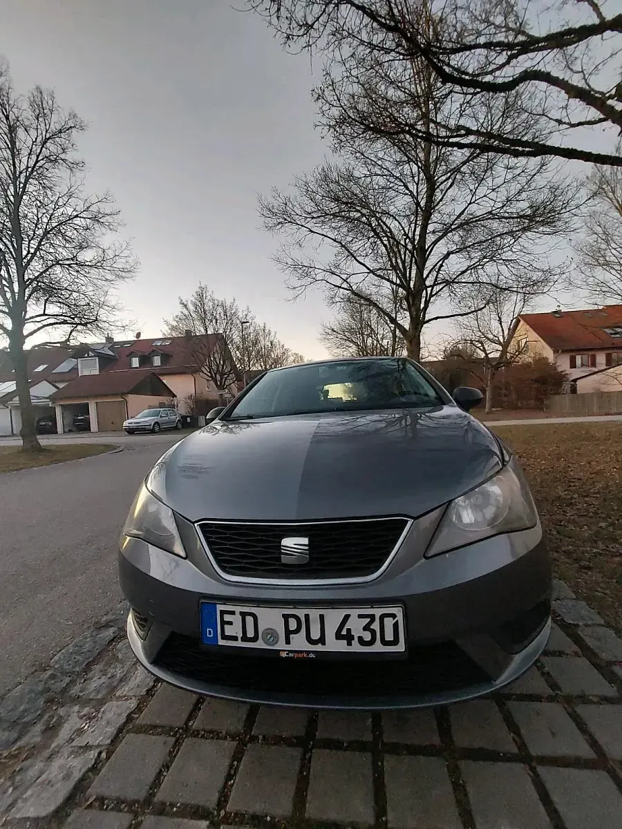 Gebraucht Seat Ibiza Style 75 PS (55 kW) 2012 Silber Limousine