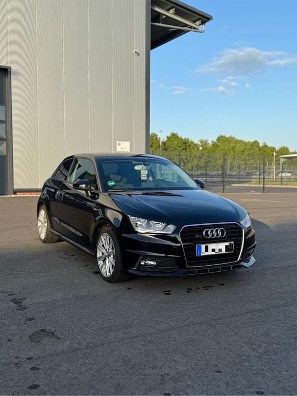 Gebraucht Audi A1 S-Line 95 PS (69 kW) 2015 Schwarz Kleinwagen