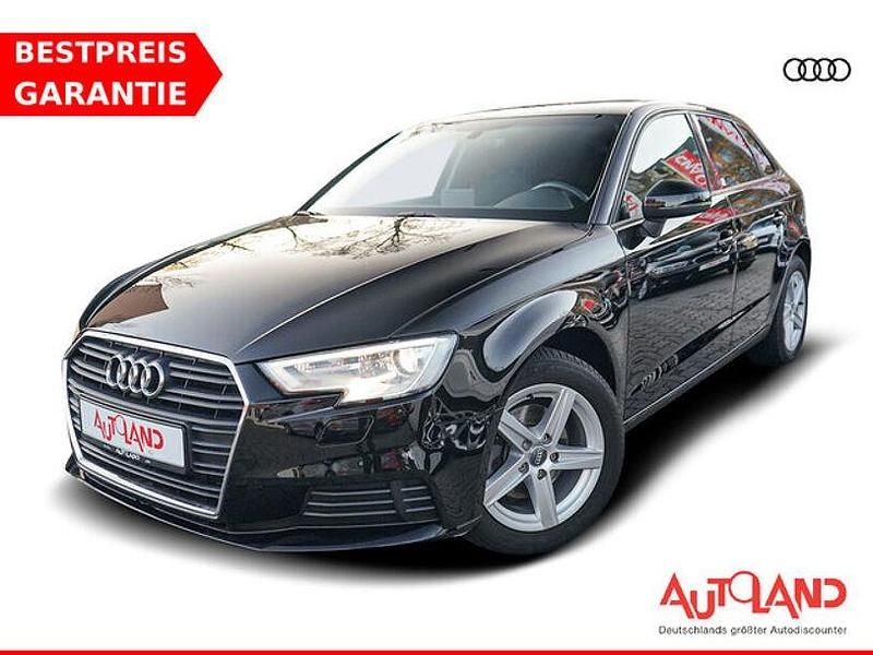 Gebraucht Audi A3 Comfort 116 PS (85 kW) 2018 Schwarz Limousine