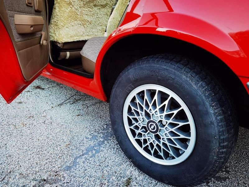 Gebraucht Opel Ascona 101 PS (74 kW) 1985 Rot Limousine