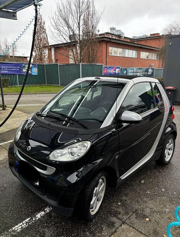 Schwarz Gebraucht 2009 Smart ForTwo Cabrio Cabrio | 3.800 € - Bild 1/4