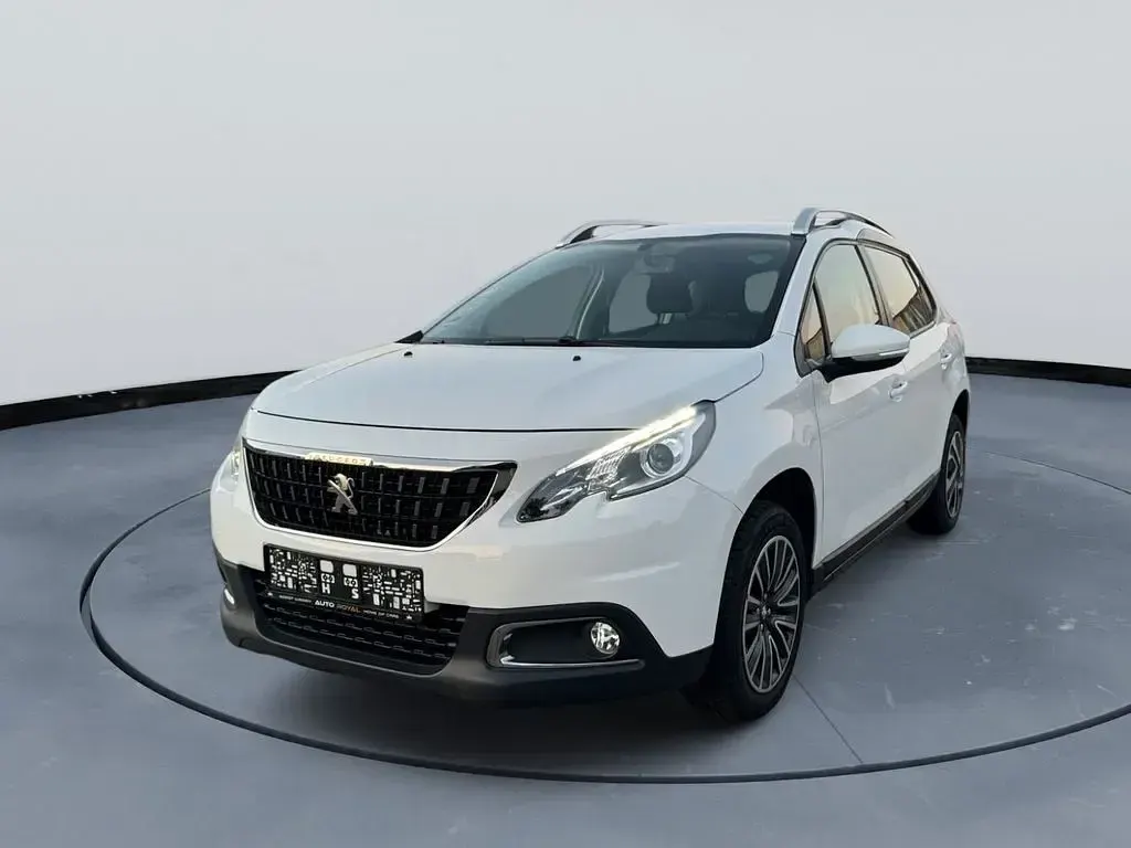 Gebraucht Peugeot 2008 Style 102 PS (75 kW) 2018 Weiß SUV