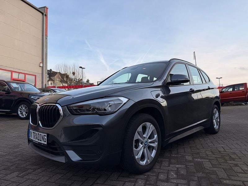 Gebraucht BMW X1 Advantage 125 PS (91 kW) 2022 Grau SUV