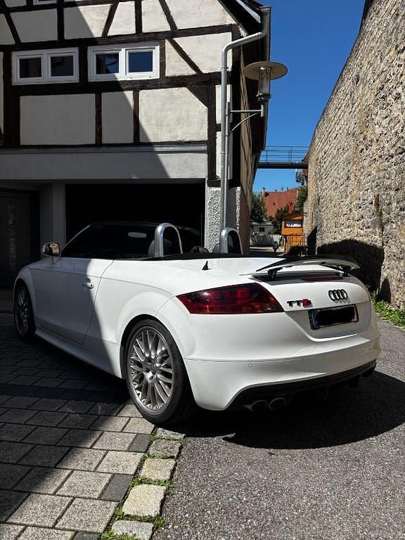 Gebraucht Audi TT Roadster Ambiente 272 PS (200 kW) 2012 Weiß Cabrio