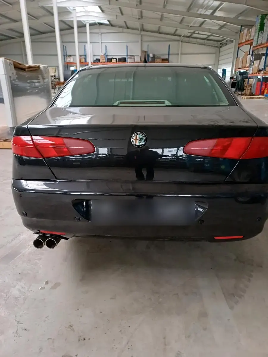 Gebraucht Alfa Romeo 166 220 PS (161 kW) 2004 Schwarz Limousine