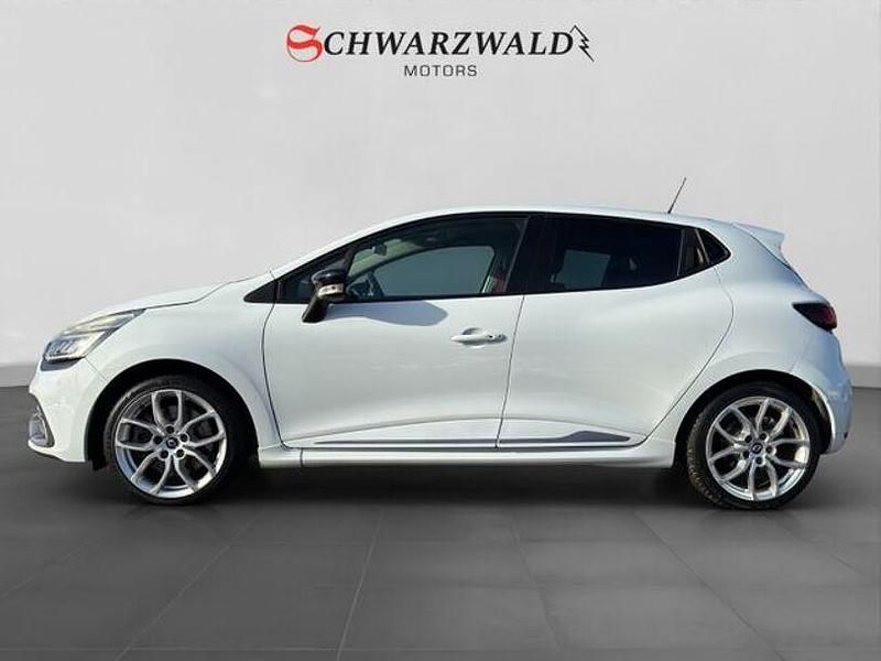 Gebraucht Renault Clio IV 200 PS (147 kW) 2017 Weiß Limousine