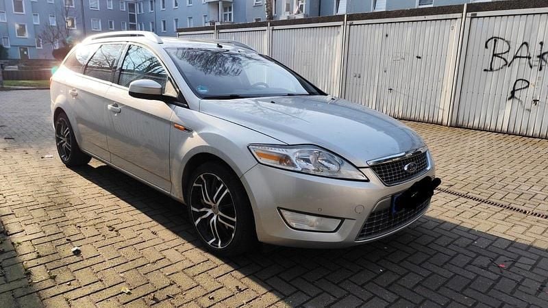 Gebraucht Ford Mondeo Titanium 140 PS (102 kW) 2008 Grau Kombi
