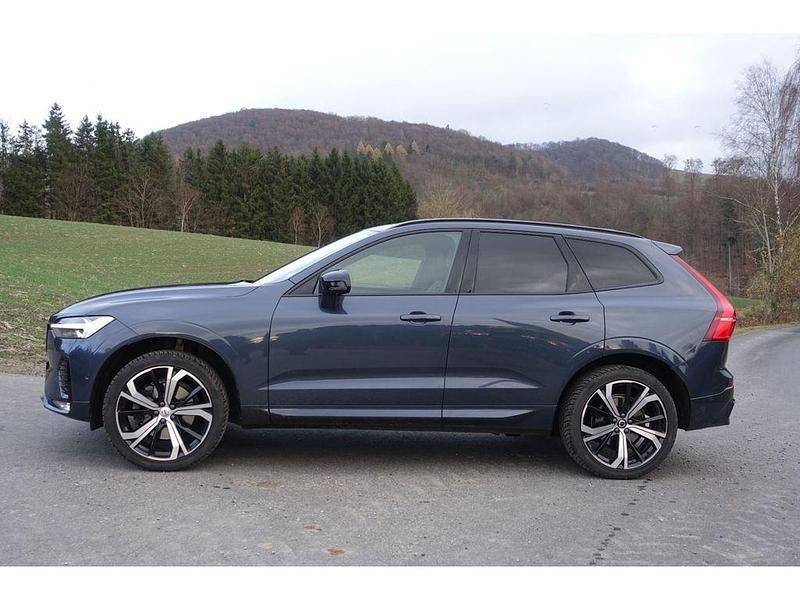 Gebraucht Volvo XC60 Ultimate 197 PS (144 kW) 2023 Blau SUV