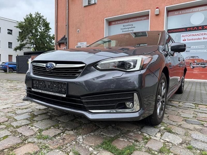 Grau Gebraucht 2021 Subaru Impreza Platinum Limousine | 16.999 € (Superpreis) - Bild 1/4