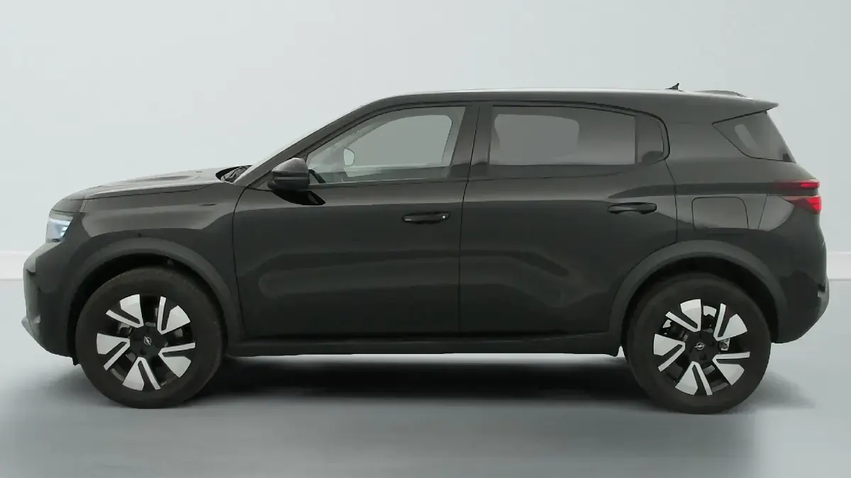 Gebraucht Opel Frontera 83 kW (113 PS) 2025 Schwarz (noir karbon) SUV