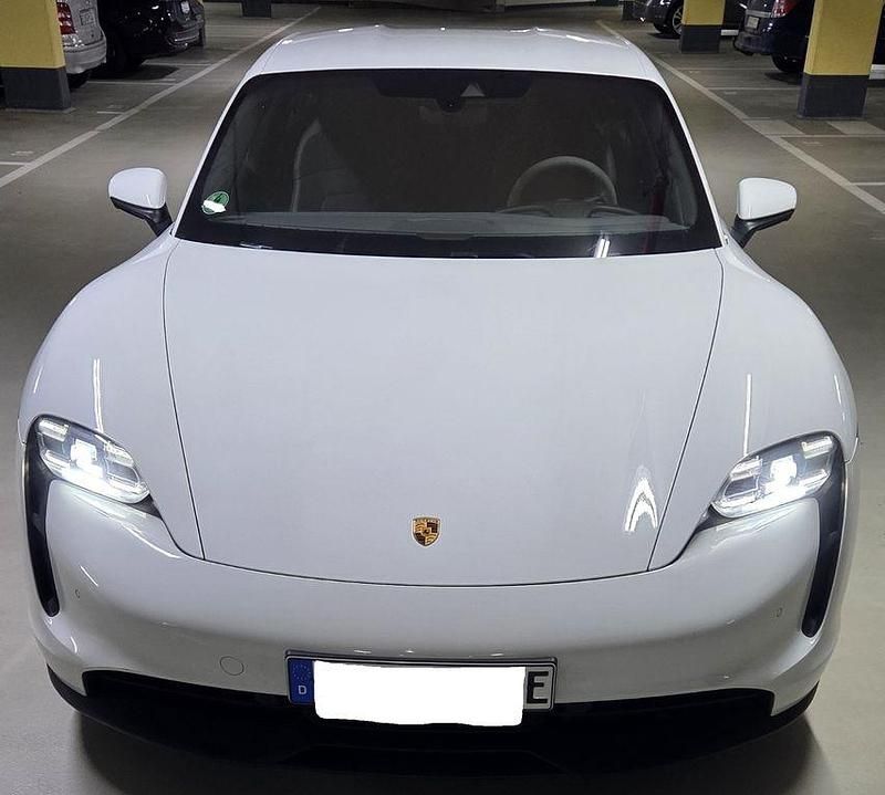Gebraucht Porsche Taycan 4S Performance Package 319 kW (435 PS) 2022 Weiß Limousine