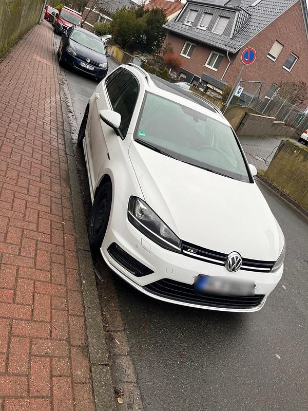 Gebraucht VW Golf VII R-line 150 PS (110 kW) 2014 Weiß Kombi