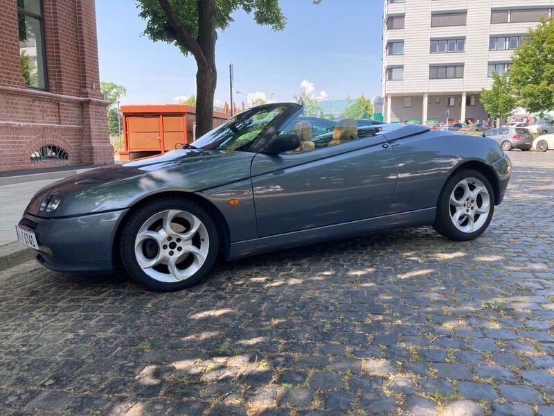 Gebraucht Alfa Romeo Spider Lusso 150 PS (110 kW) 1997 Blau Cabrio