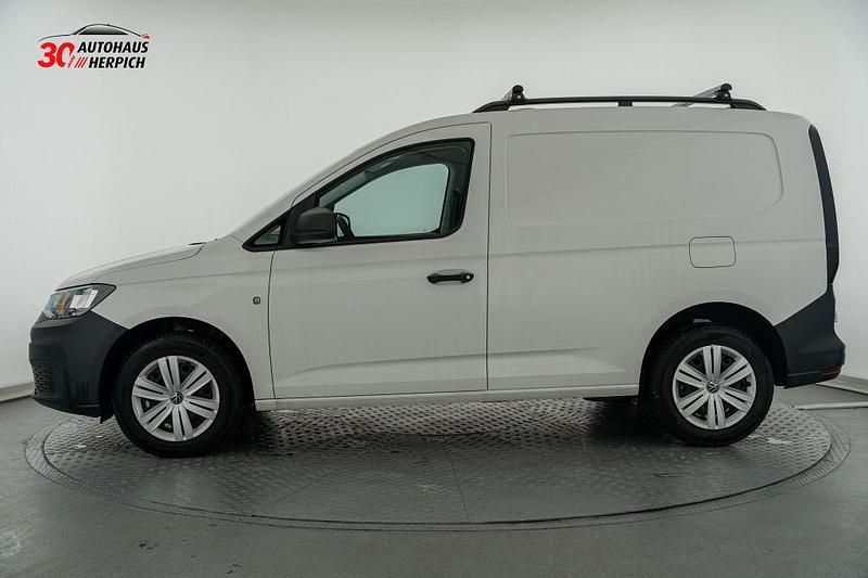 Neu VW Caddy 122 PS (89 kW) 2025 Candyweiã Van / Kleinbus
