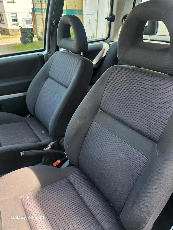 Gebraucht VW Lupo 60 PS (44 kW) 2003 Silber Kleinwagen