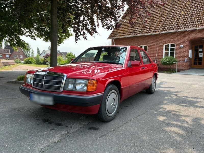 Rot Gebraucht 1990 Mercedes 190 Limousine | 8.000 € - Bild 1/4